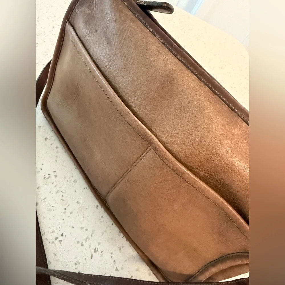 Vintage Coach Leather Bag Brown – Made in USA - Picture 8 of 16